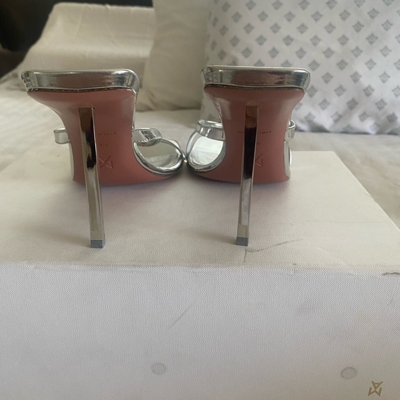 ✨ NEW! Authentic! Amina Muaddi Silver Strappy Heels – Size 38.5 ✨ Mules - Picture 3 of 15